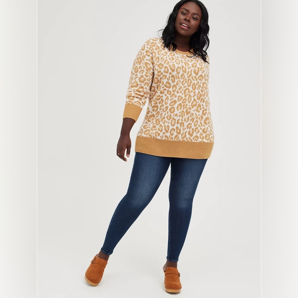 Torrid Popcorn Leopard Print Drop Shoulder Sweater 0/0X  Plus Size Clothing